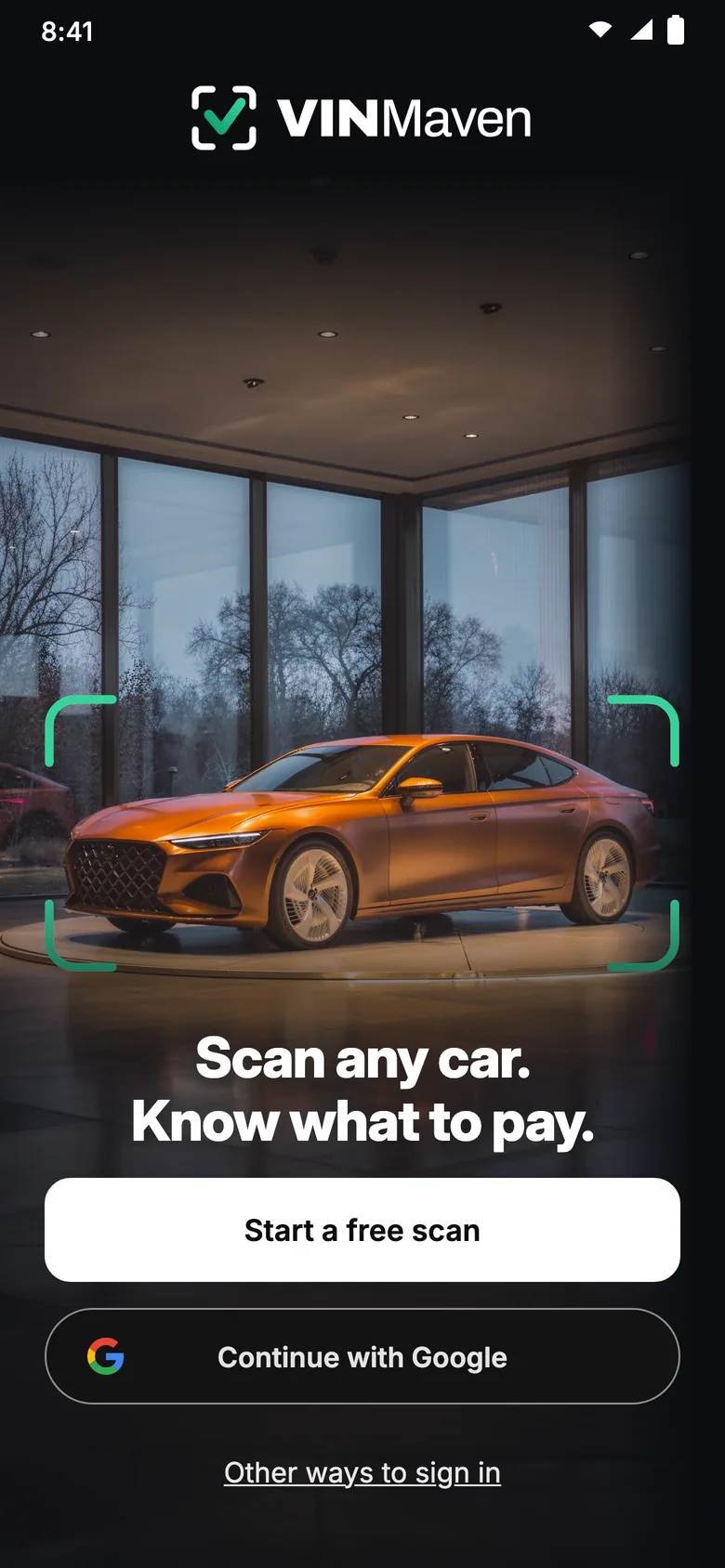 Ekran akèy app VINMaven nan: “Scan any car. Know what to pay.”, “Start a free scan”, “Continue with Google”.